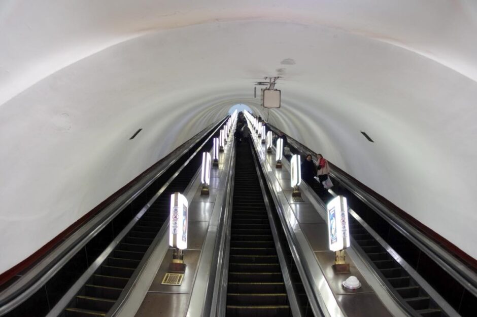 世界一深い地下鉄駅「アルセナーリナ駅（ウクライナ・キーウ）」