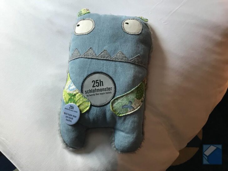 ホテルマスコットのクッション