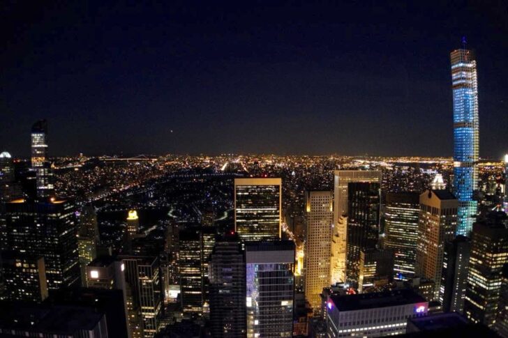 トップ・オブ・ザ・ロックからの夜景