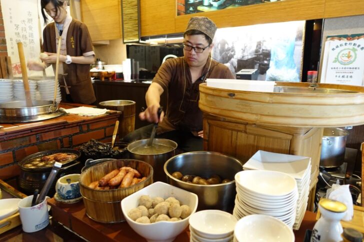 ライブ感のあるカウンター席