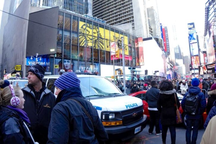 午前中から人が集まり始めていた