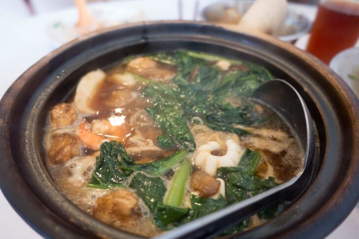 ヒルマンレストランの五目煮込みそば