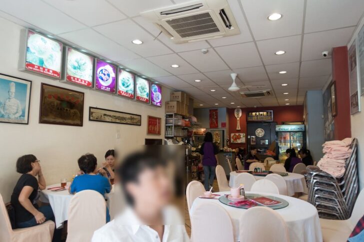 ヒルマンレストランの店内