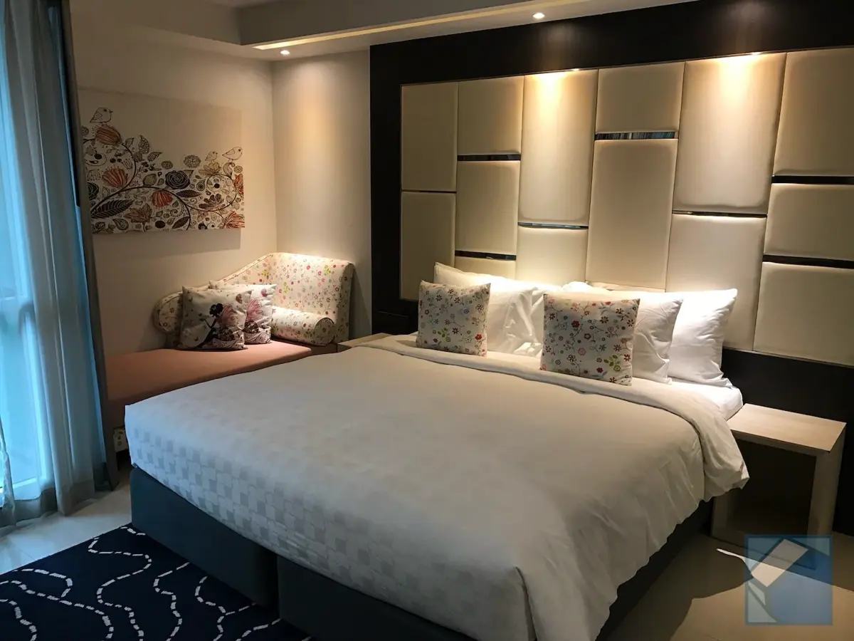 Hotel clover asoke 6