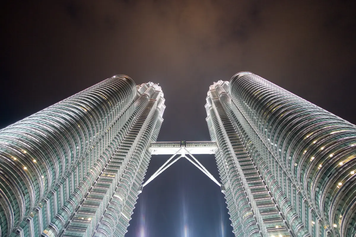 Petronas twin towers 7